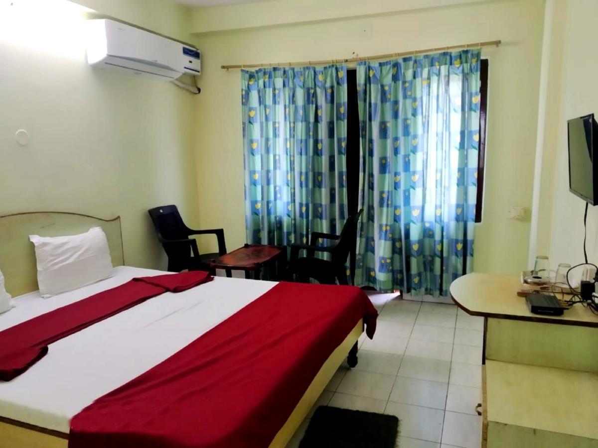 Hotel Asish 普里 外观 照片